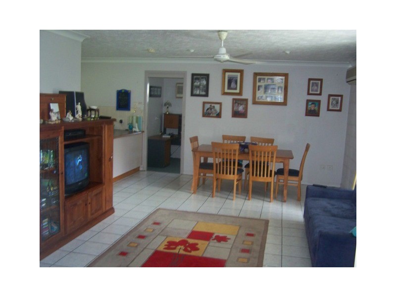 17 St Ives Street, Mount Louisa QLD 4814