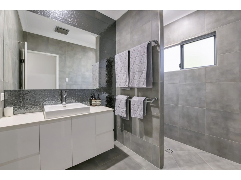 28 The Grange, Shaw QLD 4818