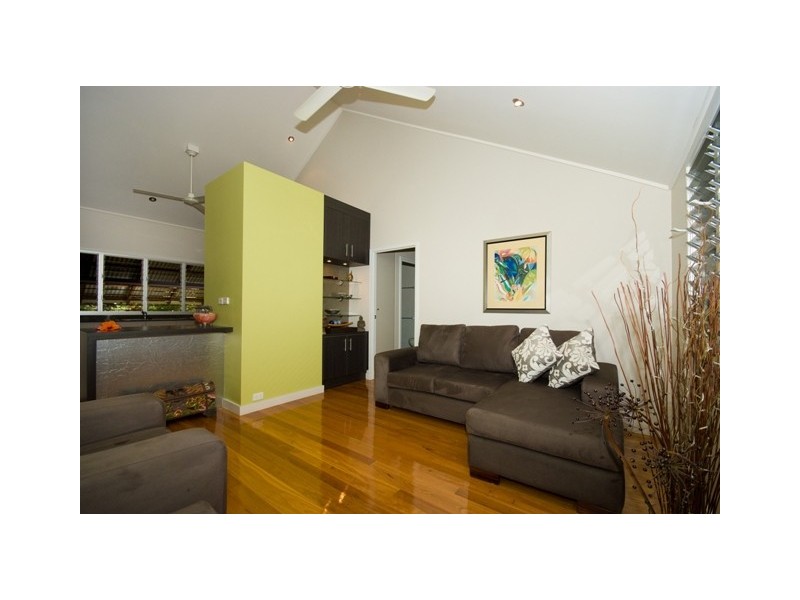 31 Bottiger Street NELLY BAY, Magnetic Island QLD 4819