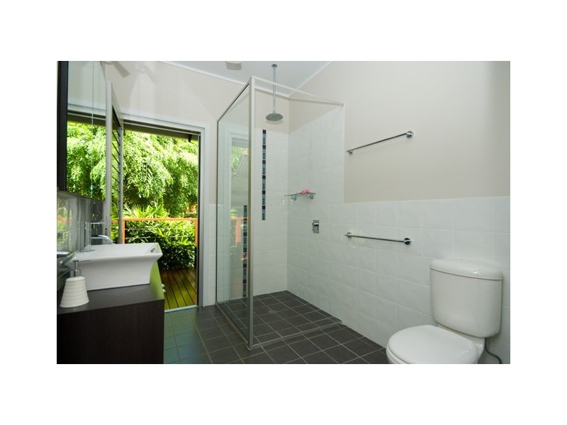 31 Bottiger Street NELLY BAY, Magnetic Island QLD 4819