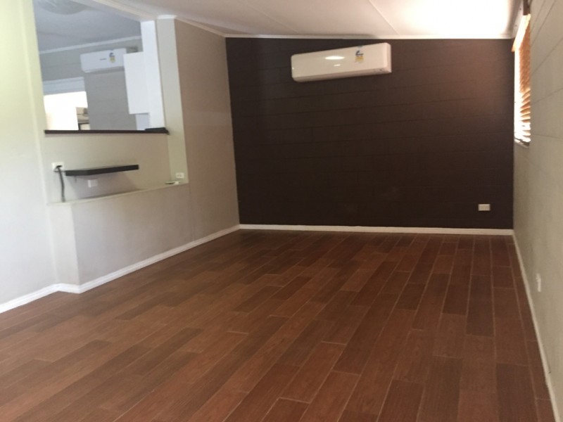 5 Coral Street, Saunders Beach QLD 4818