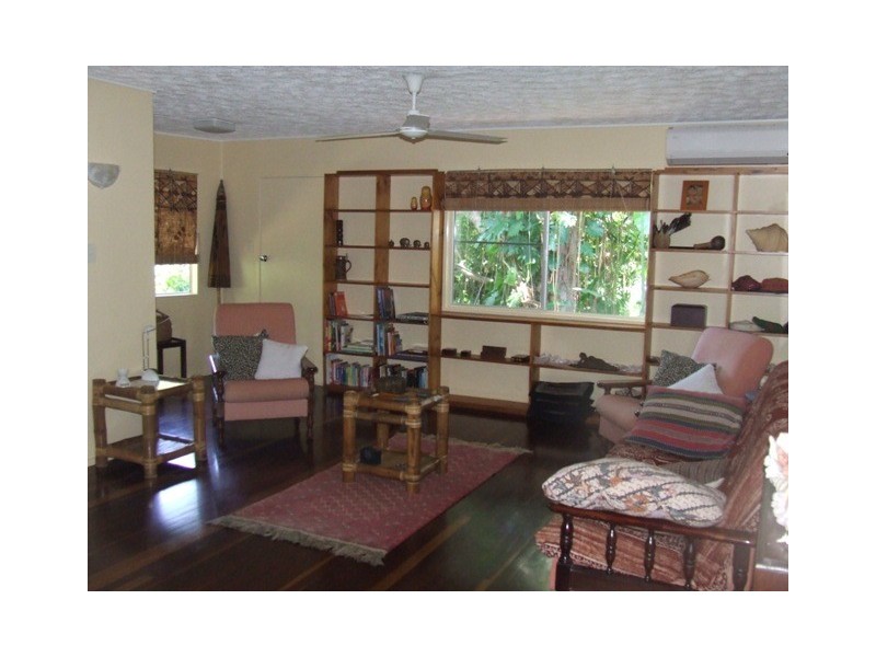 20 Sooning Street, Magnetic Island QLD 4819