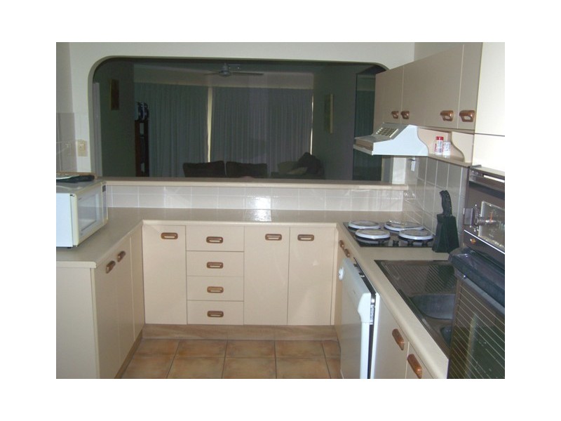 32/15 Hale Street, North Ward QLD 4810