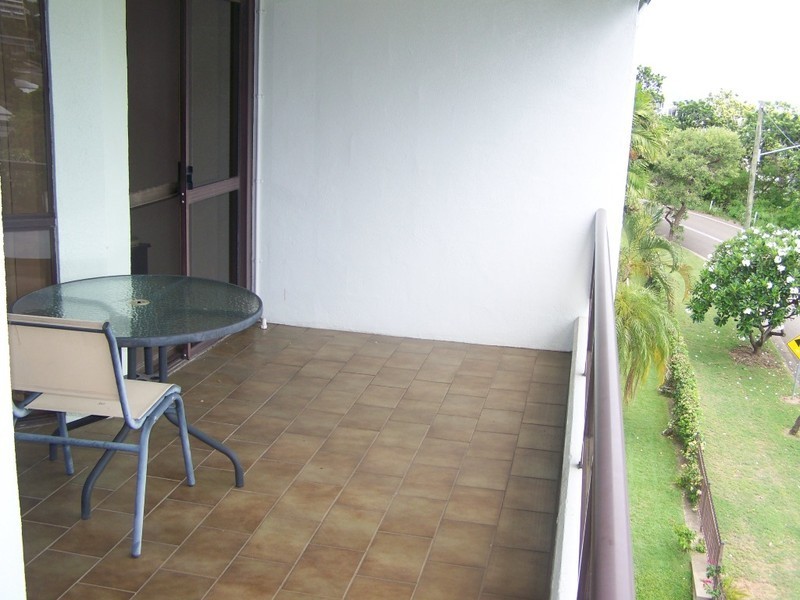 32/15 Hale Street, North Ward QLD 4810