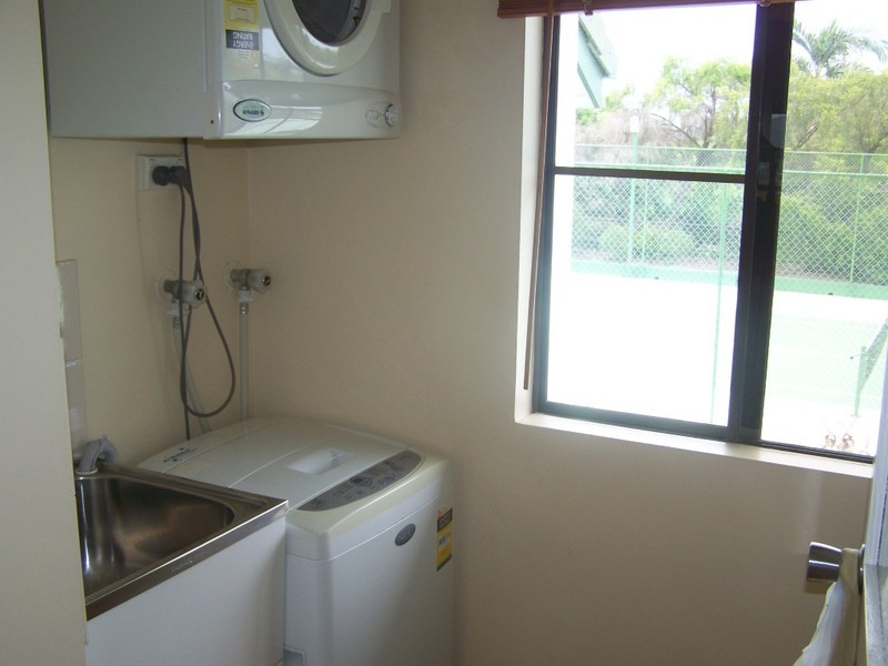 32/15 Hale Street, North Ward QLD 4810