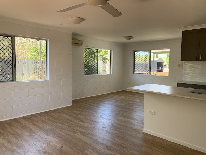 22 Mcpherson Street, Oonoonba QLD 4811