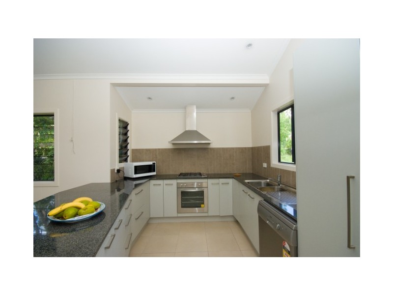 20 Yates Street, Magnetic Island QLD 4819