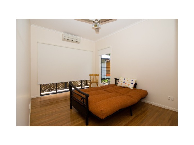 20 Yates Street, Magnetic Island QLD 4819