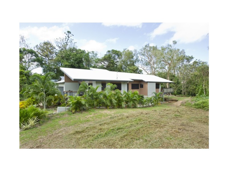 20 Yates Street, Magnetic Island QLD 4819