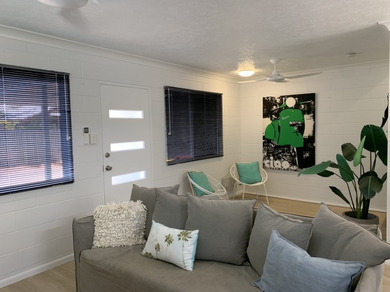 2/51 Ninth Avenue, Railway Estate QLD 4810