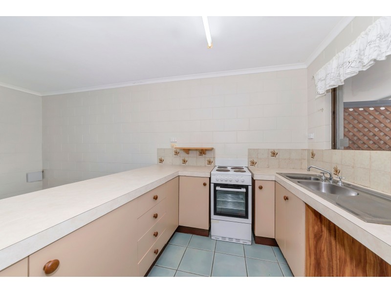 2/31 Granville Street, Pimlico QLD 4812