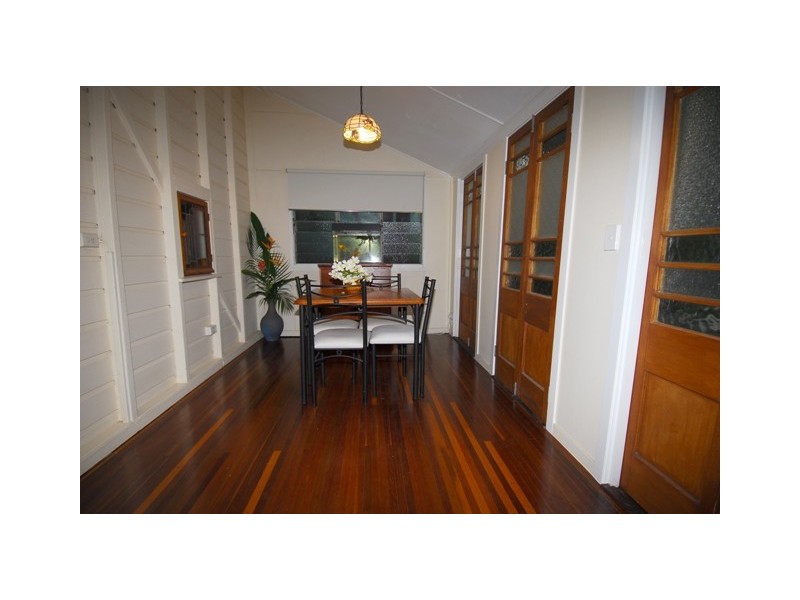 82 Tully Street, South Townsville QLD 4810