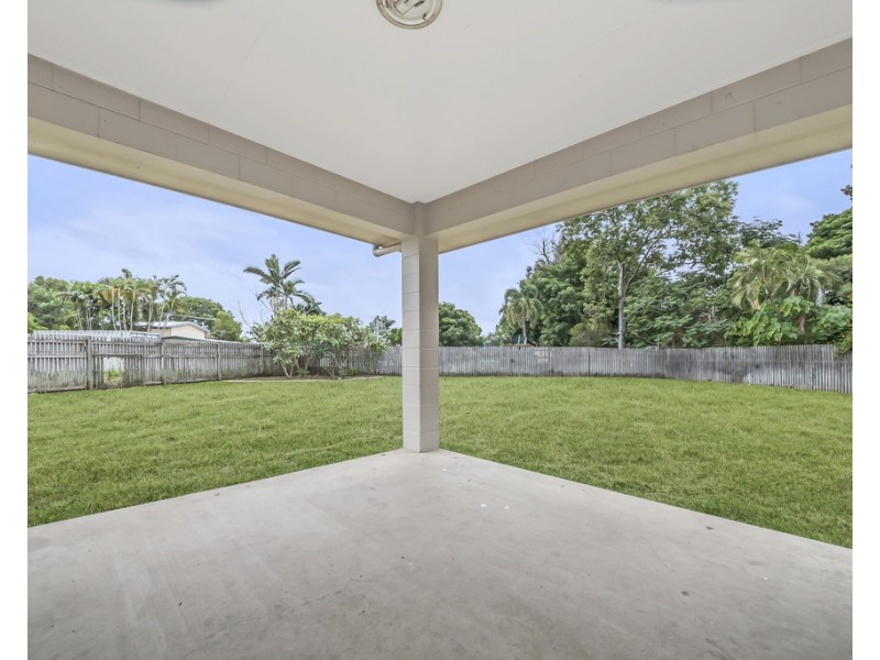 19 Moor Court, Kelso QLD 4815