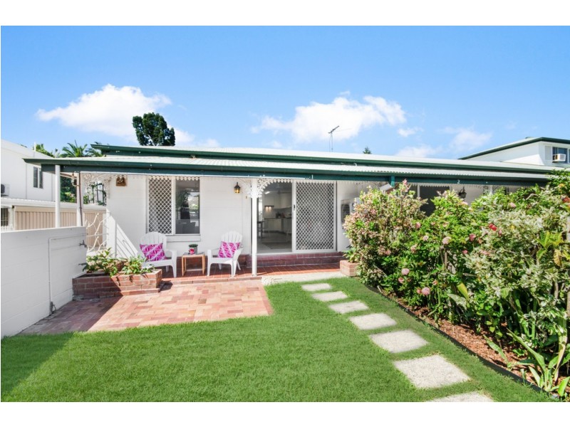 1/46 Clayton Street, Hermit Park QLD 4812