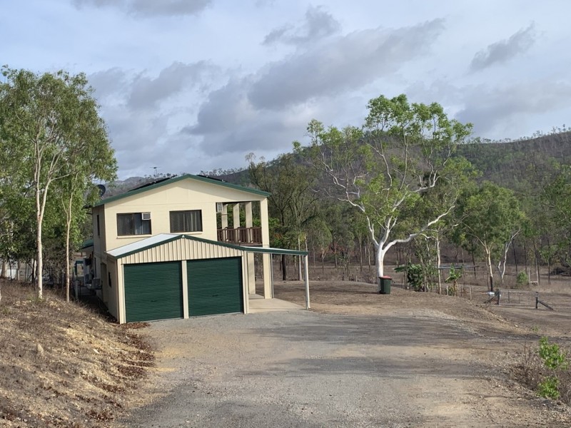 21 Chisholm Trail, Oak Valley QLD 4811