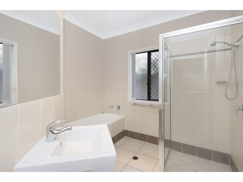 19 Minaret Way, Mount Louisa QLD 4814