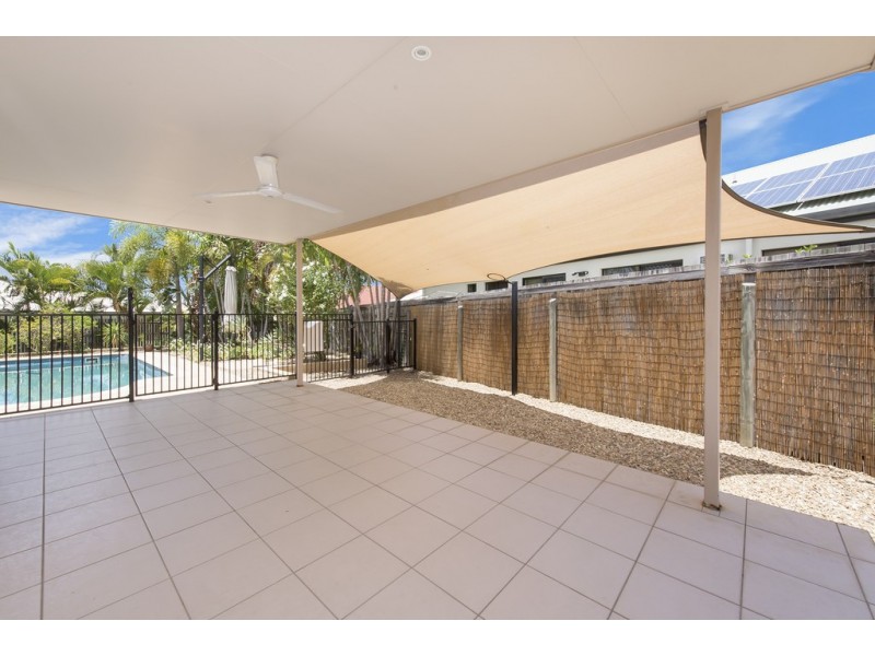 19 Minaret Way, Mount Louisa QLD 4814