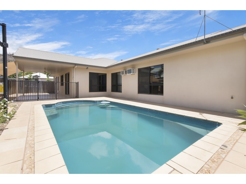 19 Minaret Way, Mount Louisa QLD 4814