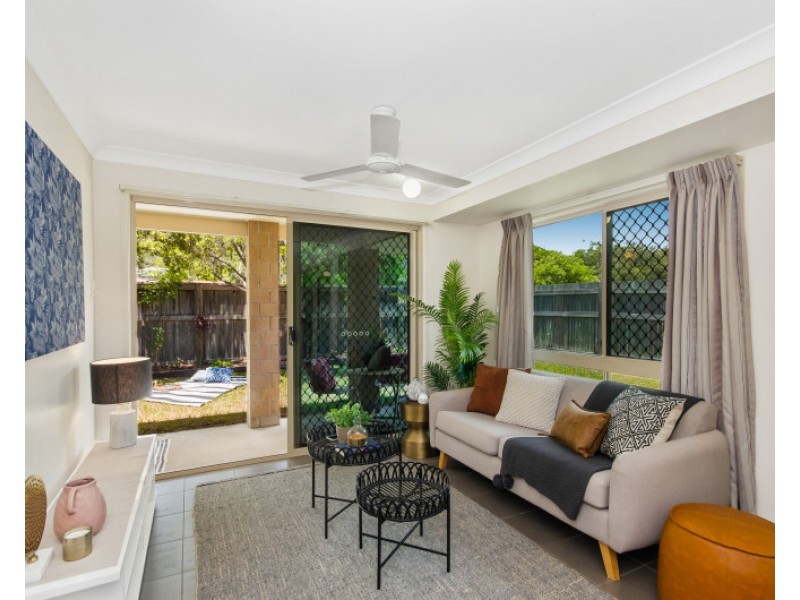 15 Chloe Court, Mount Louisa QLD 4814