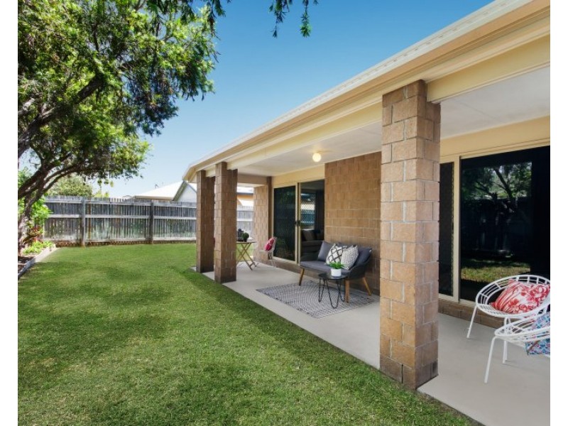 15 Chloe Court, Mount Louisa QLD 4814