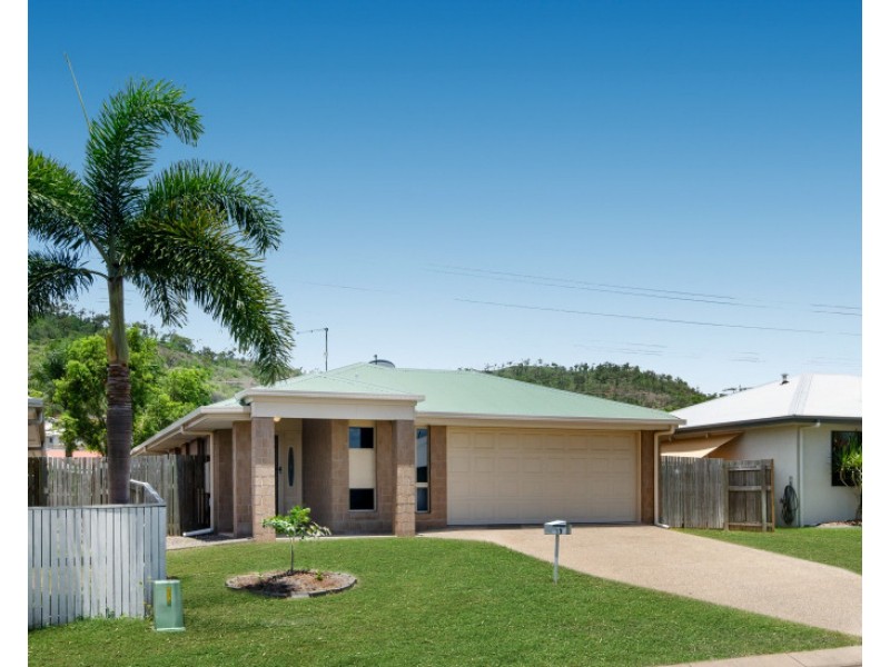 15 Chloe Court, Mount Louisa QLD 4814
