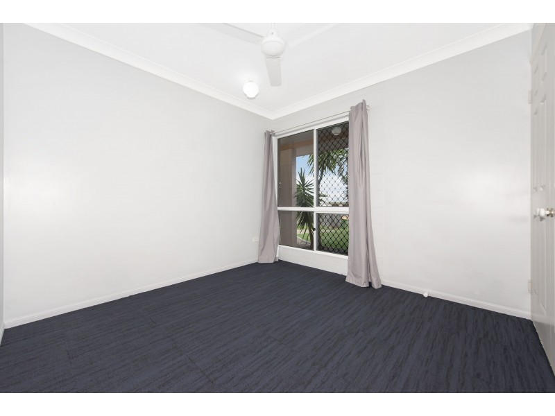 3 Bedrock Court, Mount Louisa QLD 4814