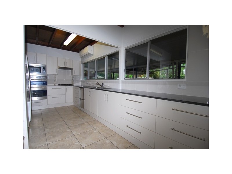 15 Balsam Street, Bushland Beach QLD 4818