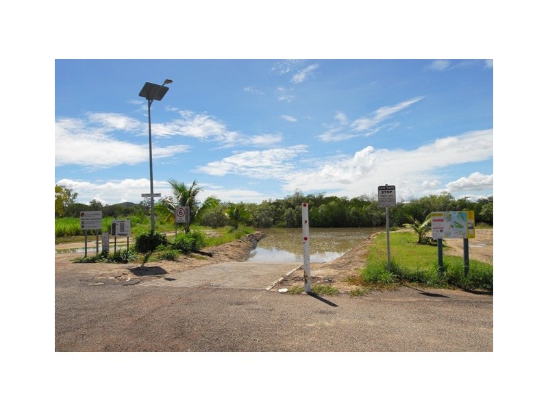 15 Balsam Street, Bushland Beach QLD 4818