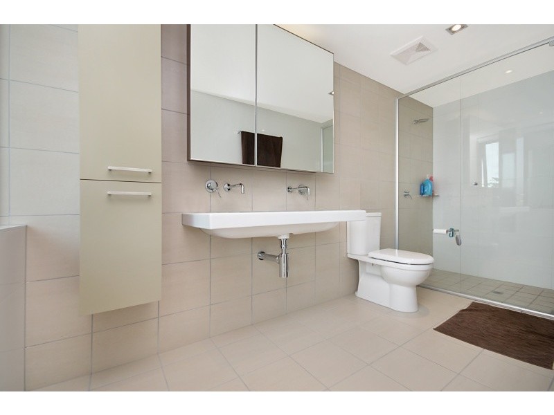 2209/6 Mariners Drive, Townsville City QLD 4810