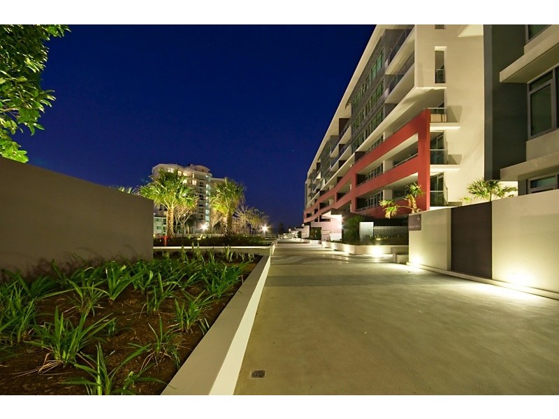 2209/6 Mariners Drive, Townsville City QLD 4810