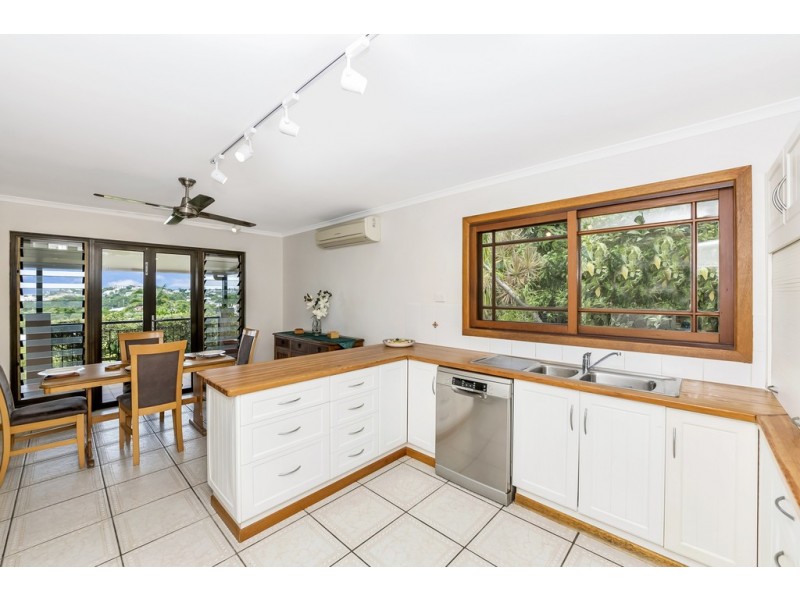 10 Yarrawonga Drive, Castle Hill QLD 4810