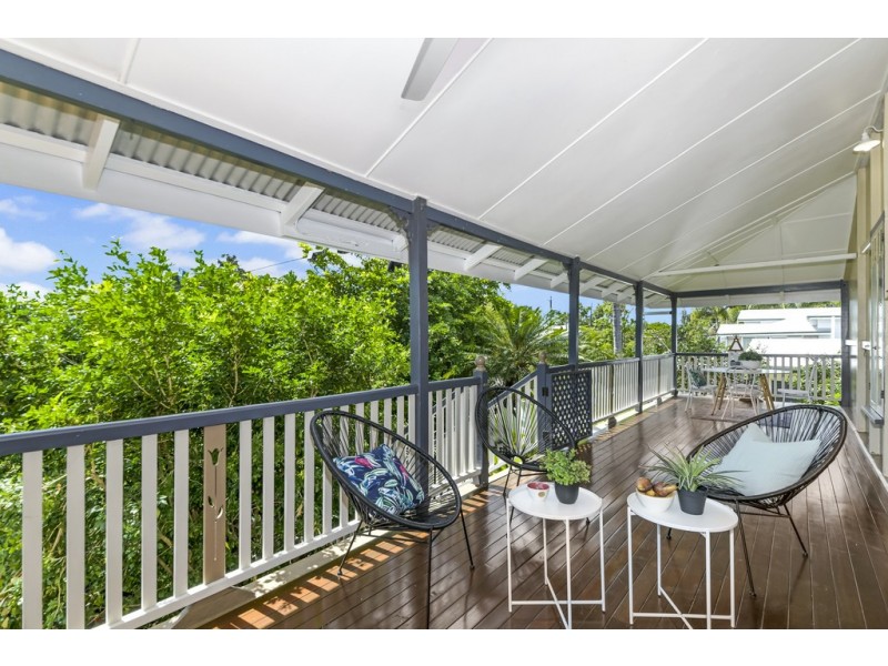 6 Roberts Street, Hermit Park QLD 4812