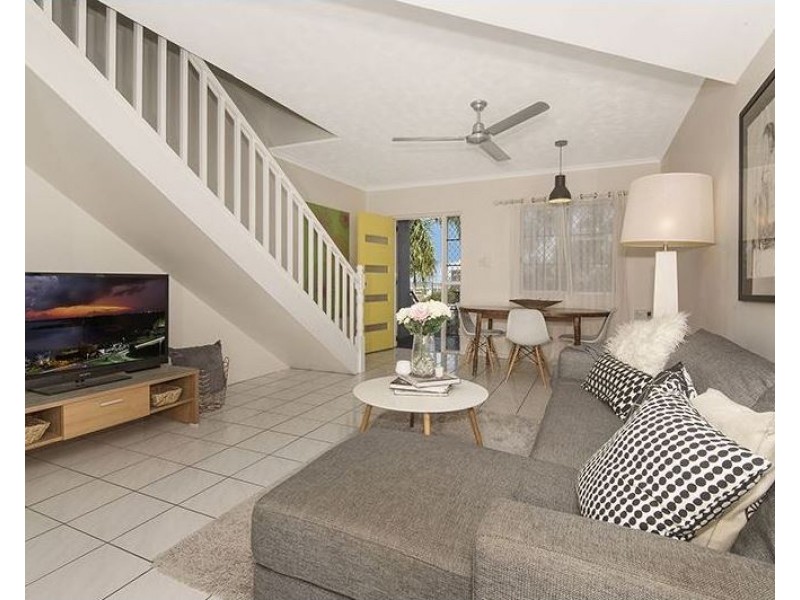 10/29-33 Victoria Street, North Ward QLD 4810