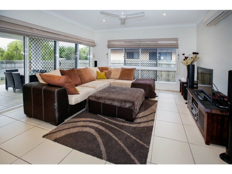 37 Tahlia Circuit, Mount Louisa QLD 4814