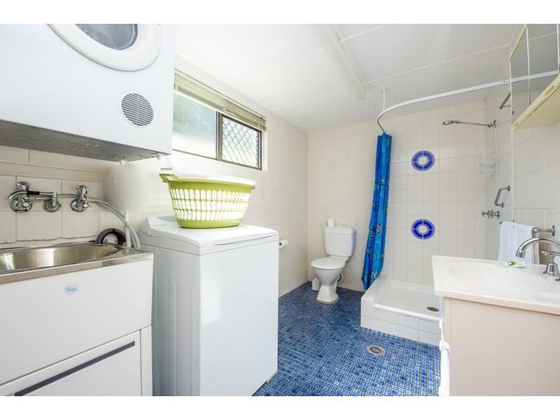 2/2 Endeavour Road, Arcadia QLD 4819