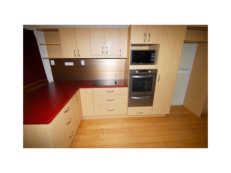 33 Norris Street, Hermit Park QLD 4812