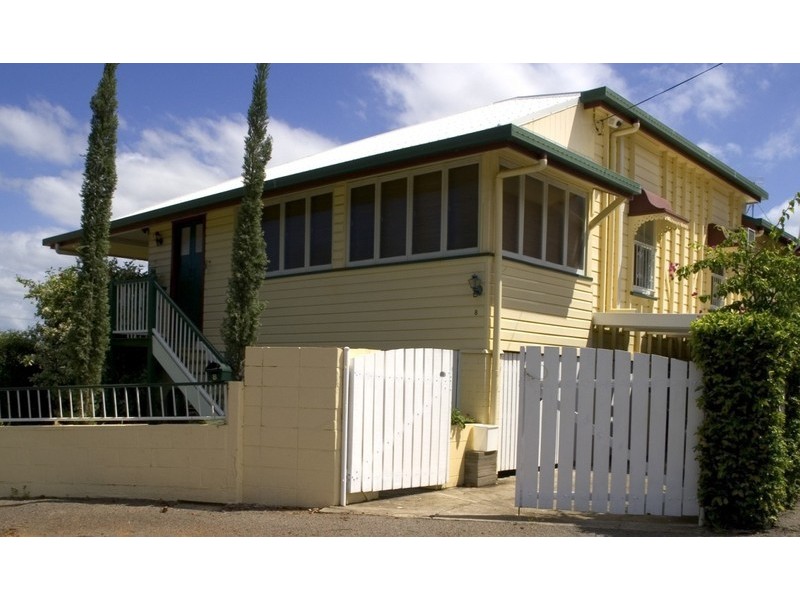 8 Murray Street, North Ward QLD 4810