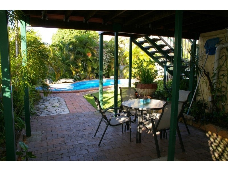 8 Murray Street, North Ward QLD 4810