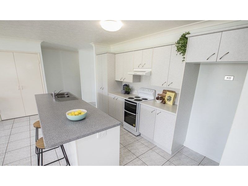 54 Rundle Street, Mount Louisa QLD 4814