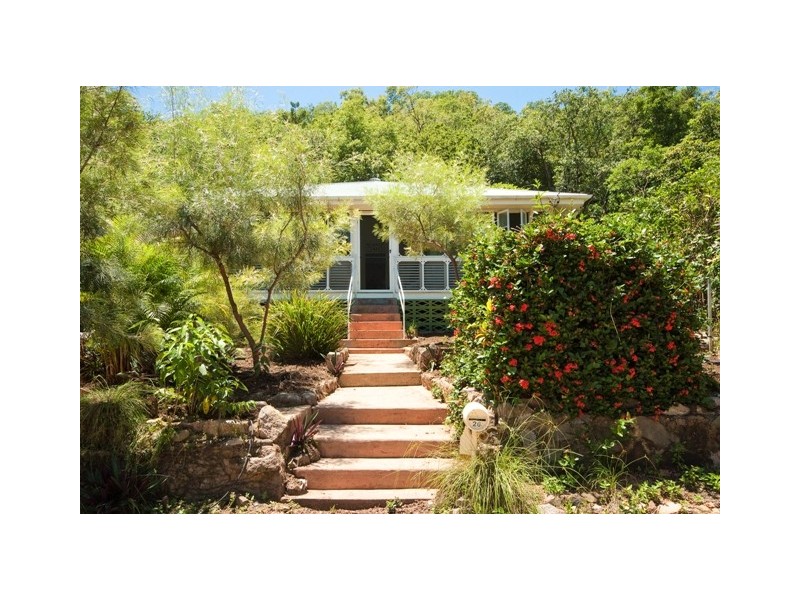 26 Olympus Crescent, Magnetic Island QLD 4819
