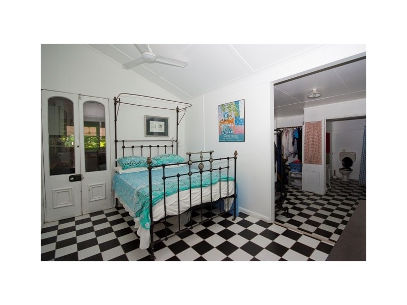 26 Olympus Crescent, Magnetic Island QLD 4819