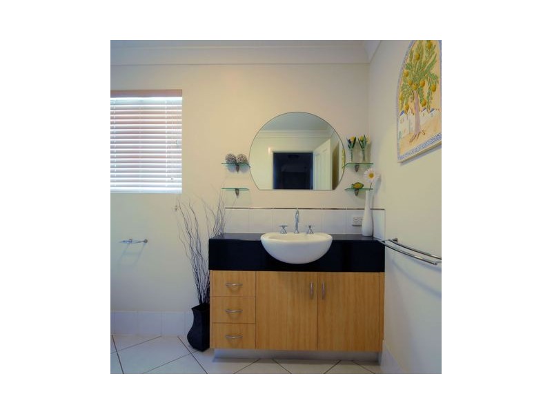 25/18-30 Sir Leslie Thiess Drive, Townsville QLD 4810