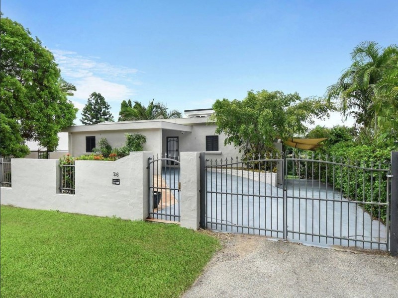 26 Alexandra Street, North Ward QLD 4810