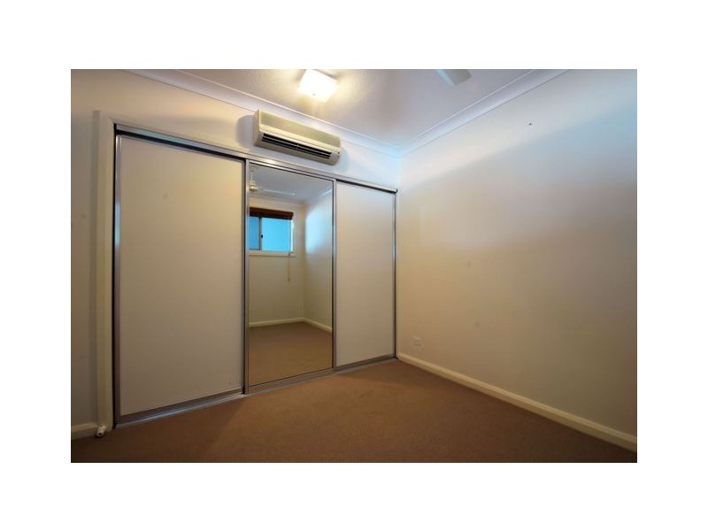 2/12-14 Hale Street, Townsville City QLD 4810