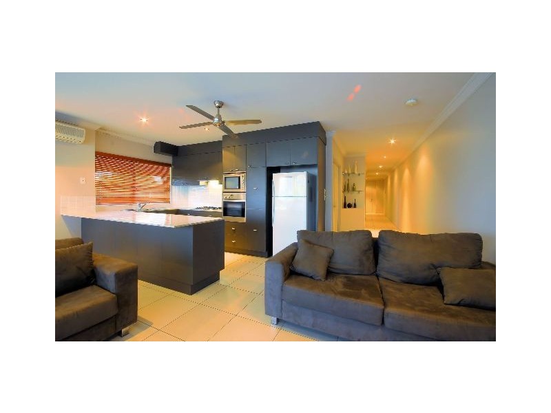 12 / 88-90 Mitchell Street, North Ward QLD 4810