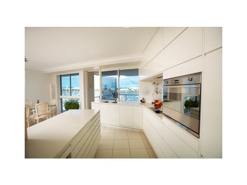 52/7  Mariners Drive, Townsville QLD 4810