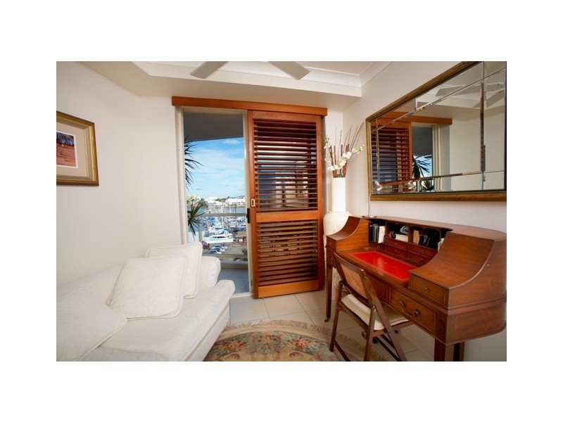 52/7  Mariners Drive, Townsville QLD 4810