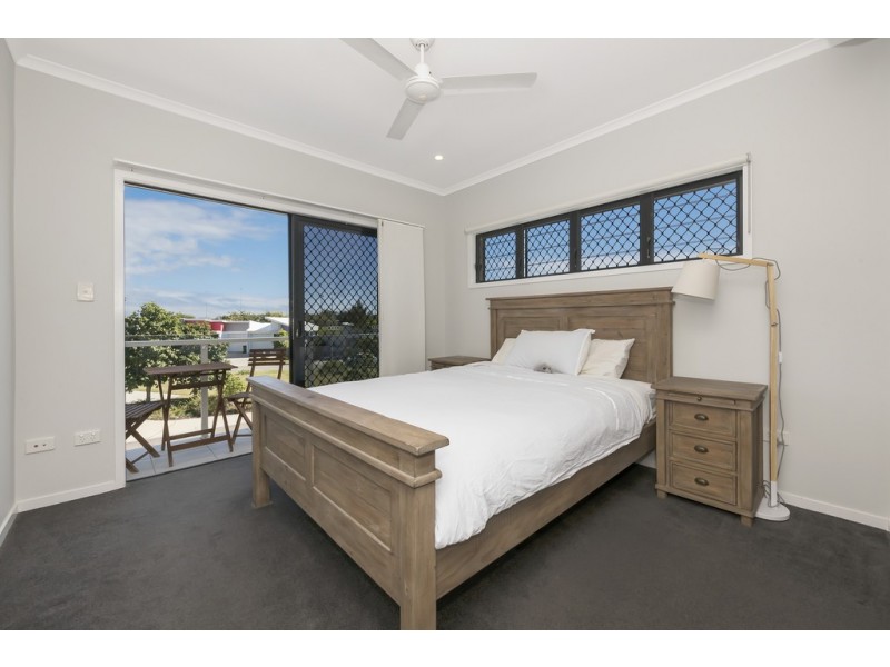 4 Mode Way, Burdell QLD 4818