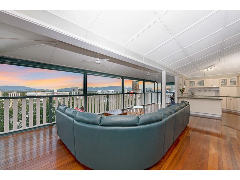 4 Willmett Street, Townsville City QLD 4810