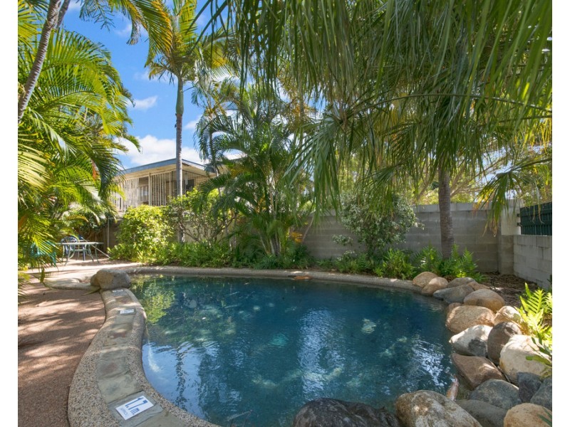 2/10 Sweet Street, Rosslea QLD 4812